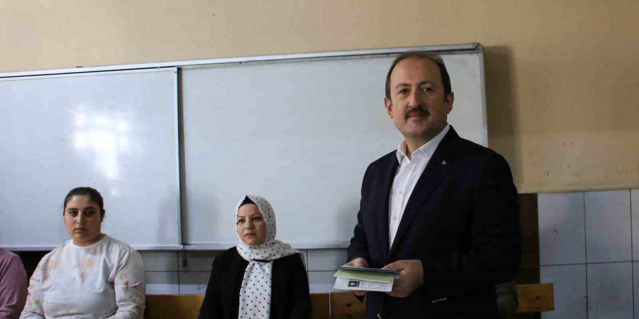 Vali Pehlivan: "mersin’de 1 Milyon 387 Bin 345 Seçmen Oy Kullanıyor"