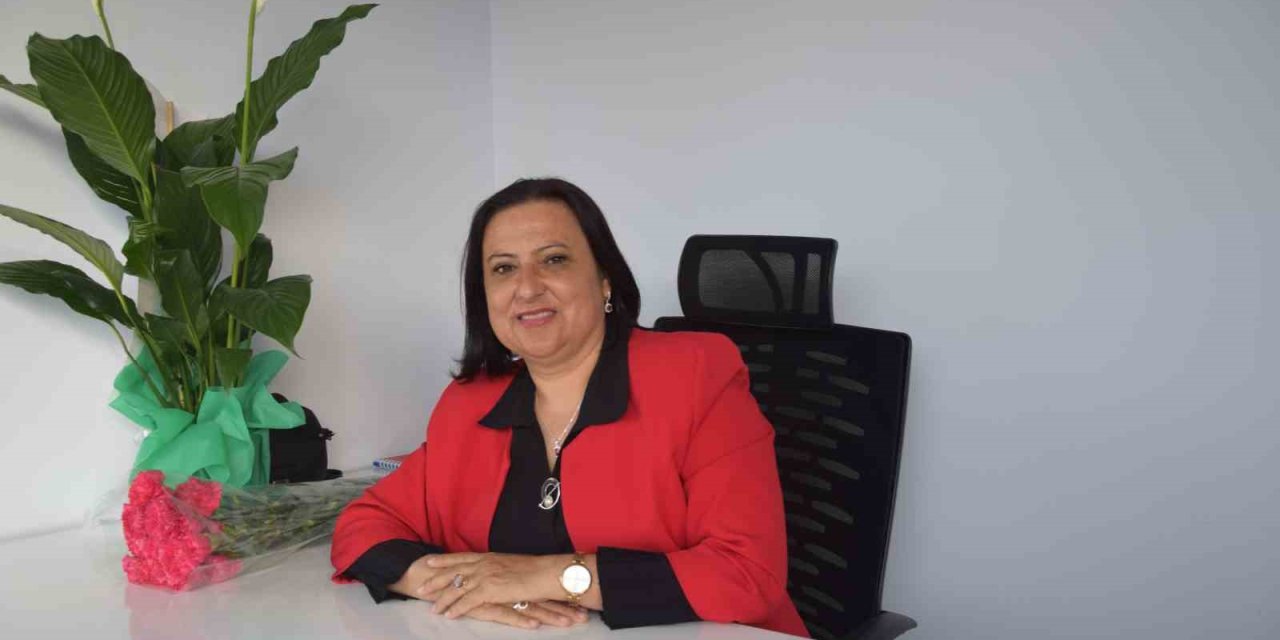 35 Mahalleli İlçenin İlk Ve Tek Kadın Muhtarı