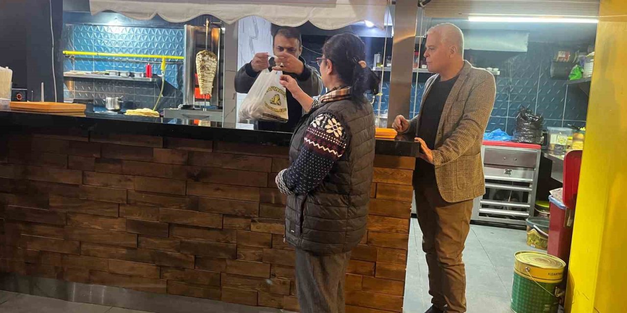 Eskişehir’e Yerleşen Depremzedelerden Ramazan Dayanışması