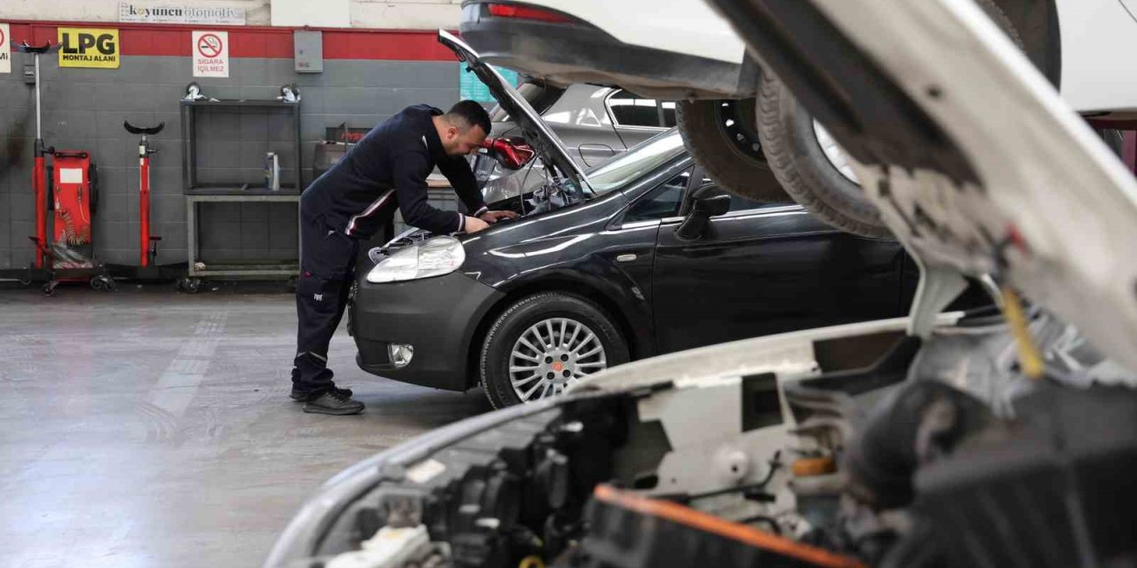 Bayram Tatilinde Yola Çıkacak Araç Sahiplerine Bakım Uyarısı