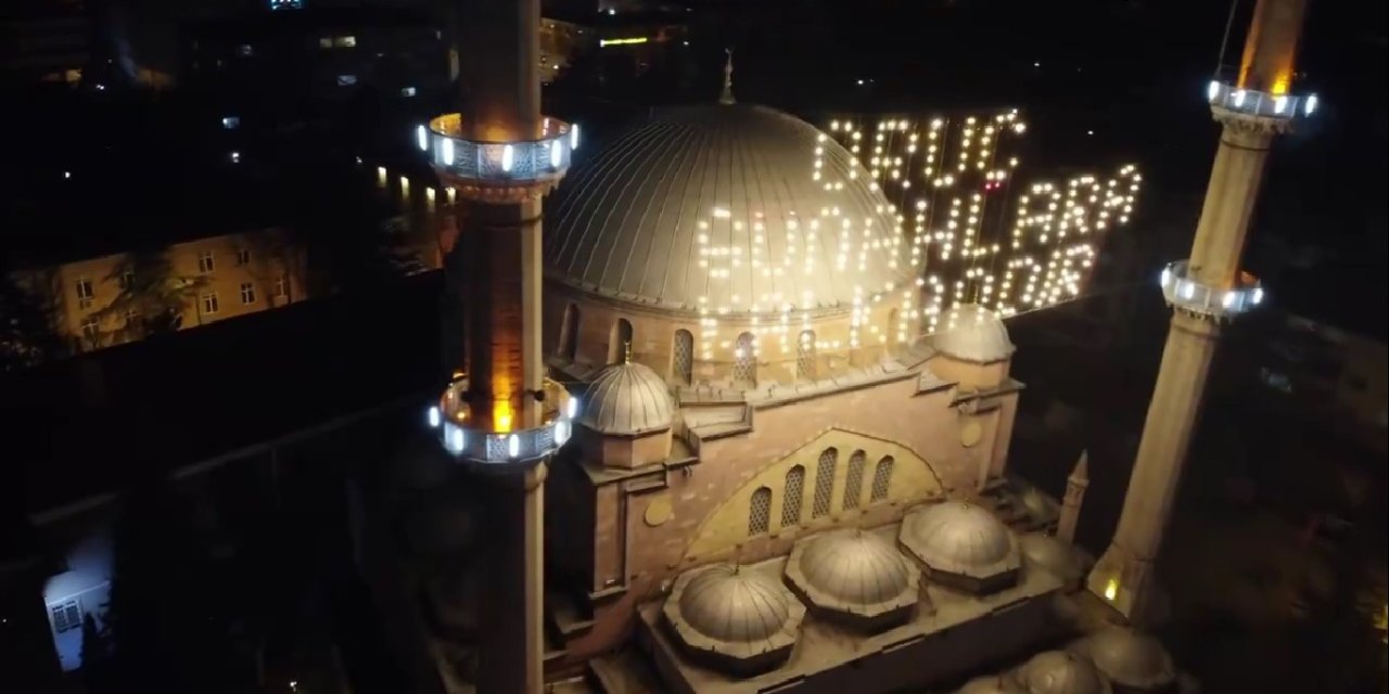 Kadir Gecesi’nde Tanıtılan Reşadiye Camii İlgi Gördü