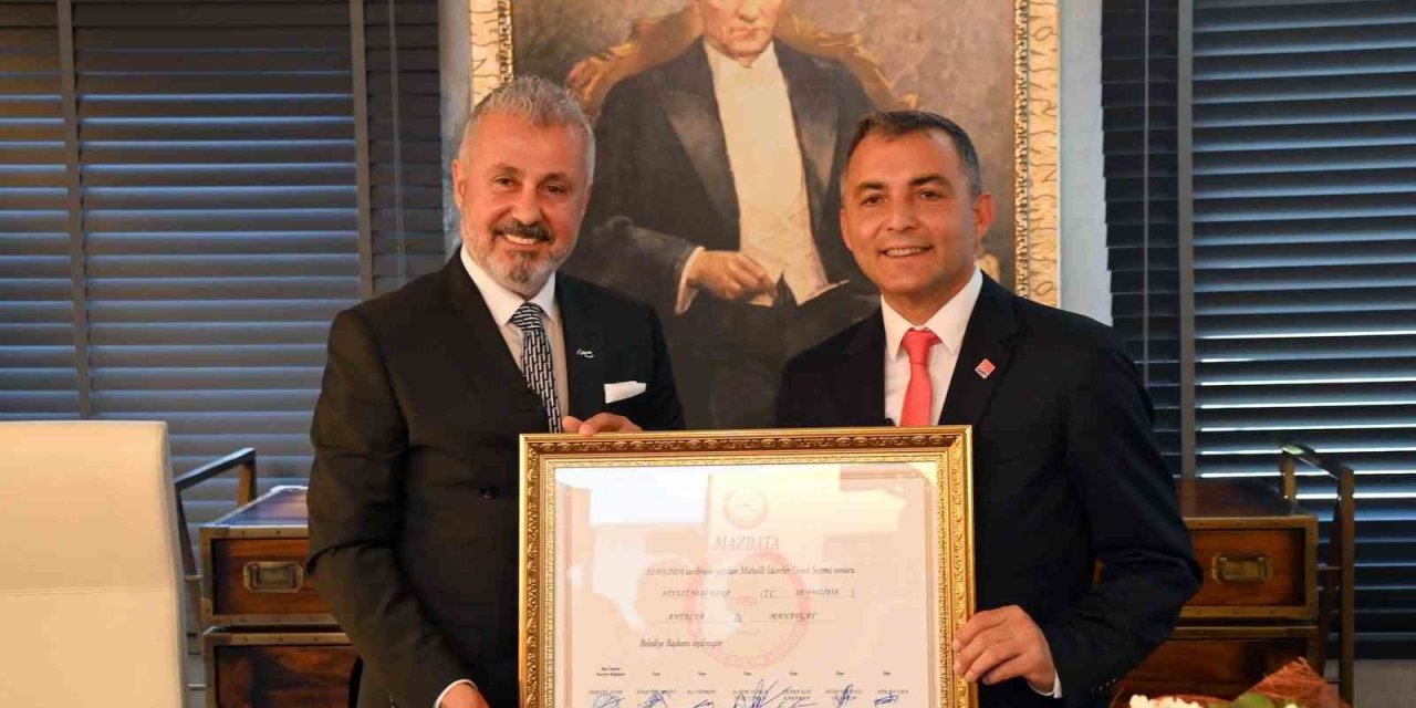 Başkan Niyazi Nefi Kara Görevi Teslim Aldı