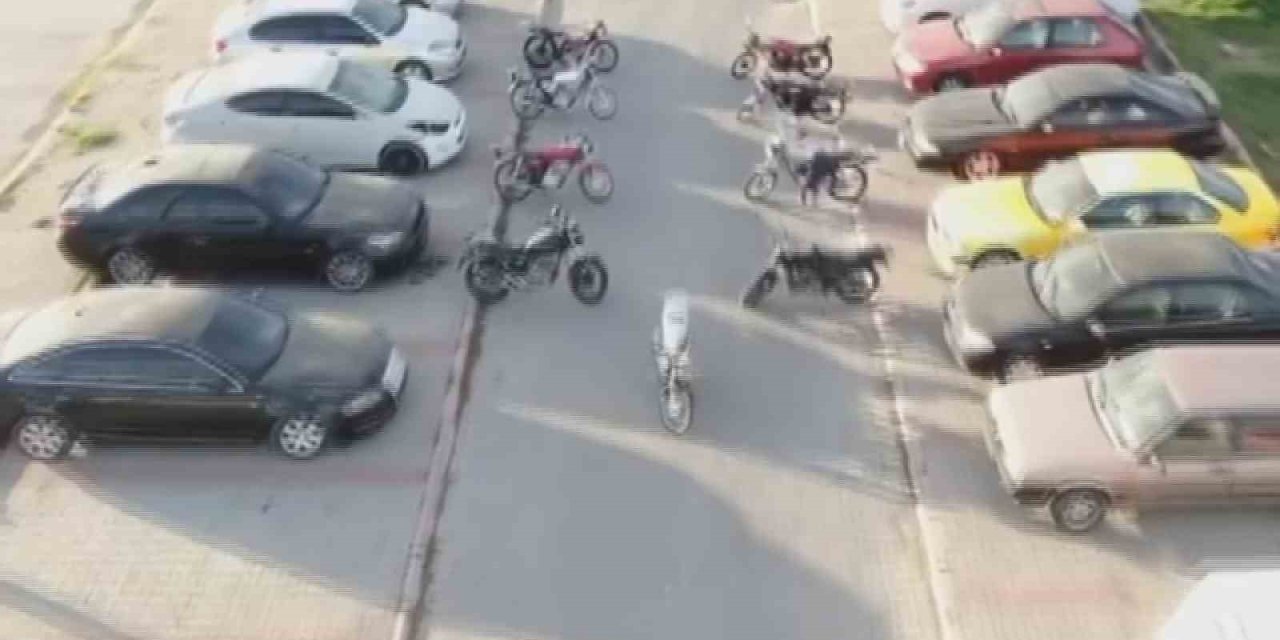 Gümrük Kaçağı 13 Milyonluk ‘change Araçlar’ Polisten Geçemedi