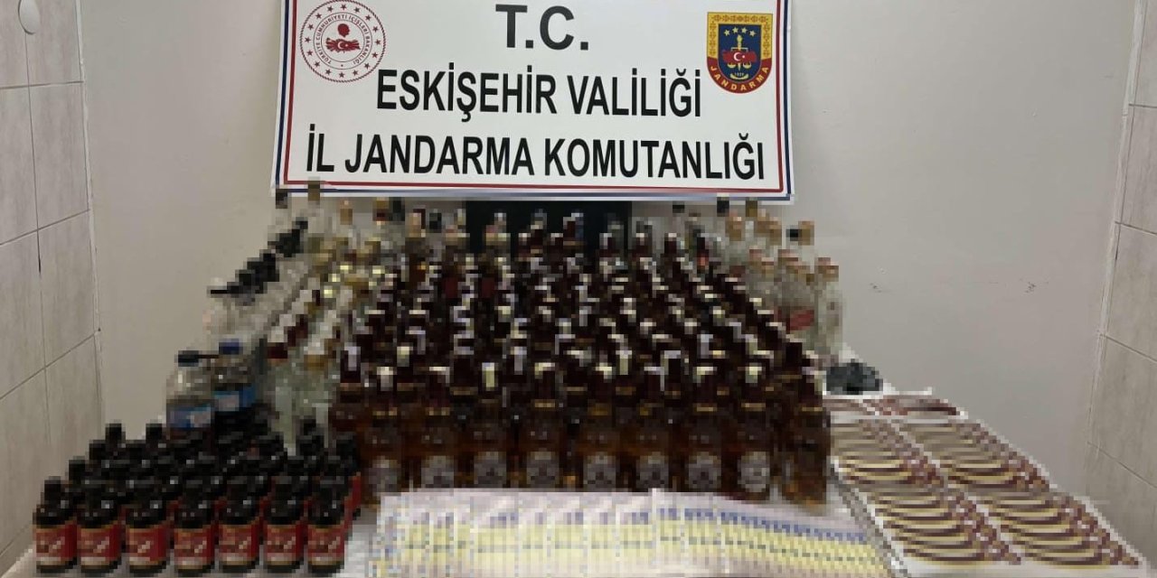 Jandarma Ekiplerinden Kaçak Alkol Operasyonu