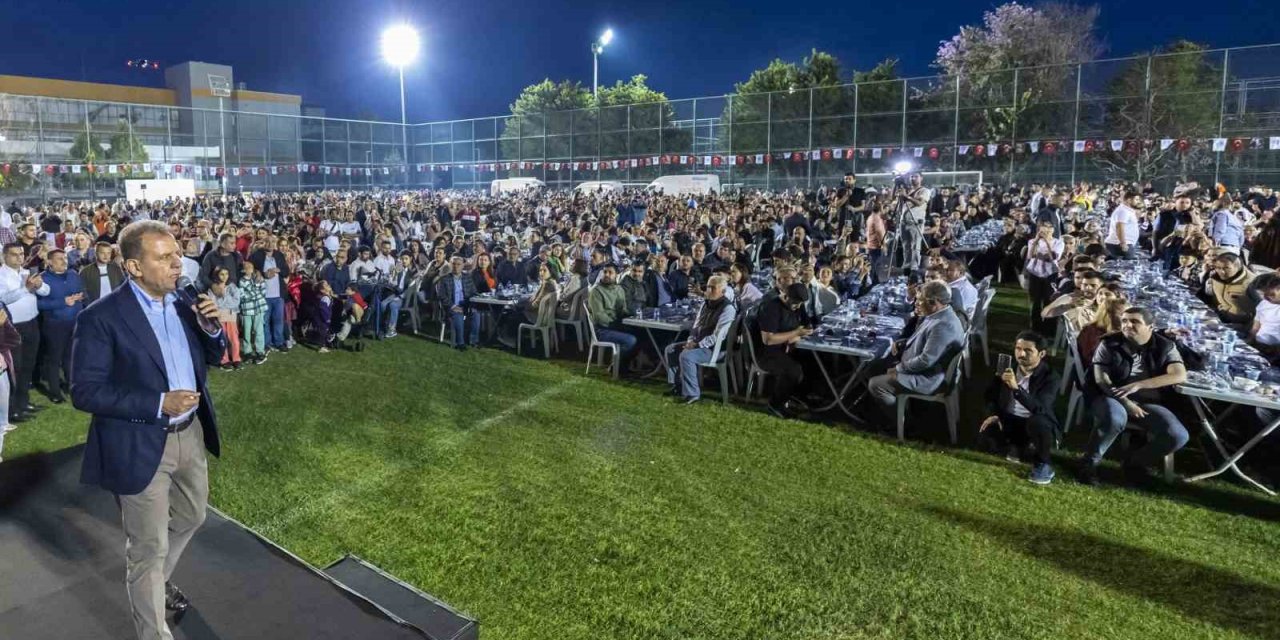 Başkanı Seçer, Belediye Personeliyle Bayramlaştı
