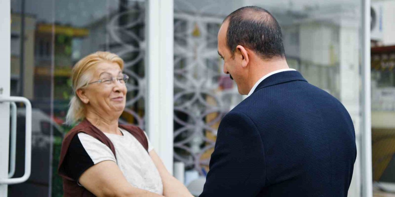 Başkan Kotan Esnafla Bayramlaştı