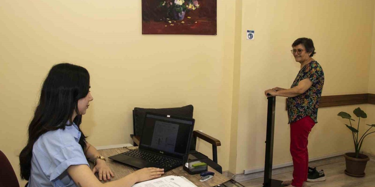 Diyetisyen Kinaş: "dinlenmiş Olan Sindirim Sistemimizi Çok Fazla Yemek Yiyerek Bozmamak Gerekiyor"