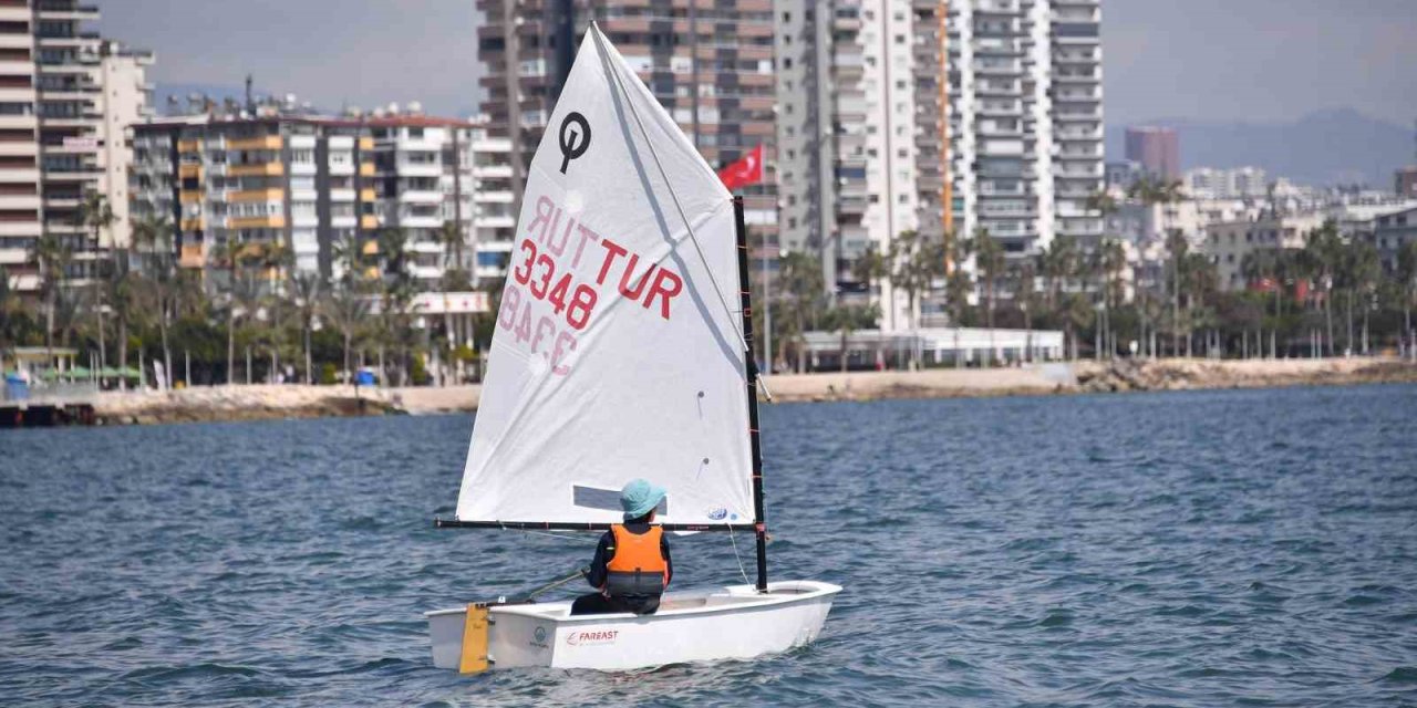 Mersin’de Babil Su Sporları Merkezi Hizmete Açıldı