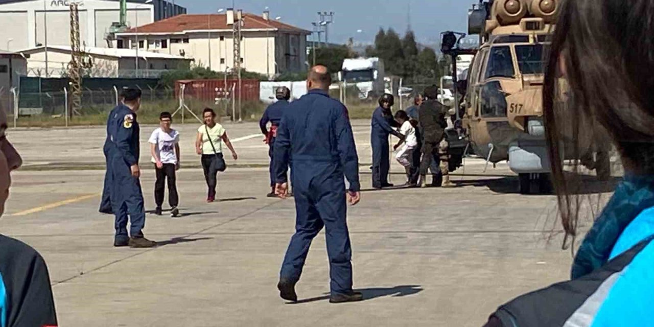 Çocuklarıyla Teleferikte 22 Saat Mahsur Kalan Depremzede: "çocuklarımın Psikolojisi Düzelsin Diye Getirdim, İyice Bozuldu”