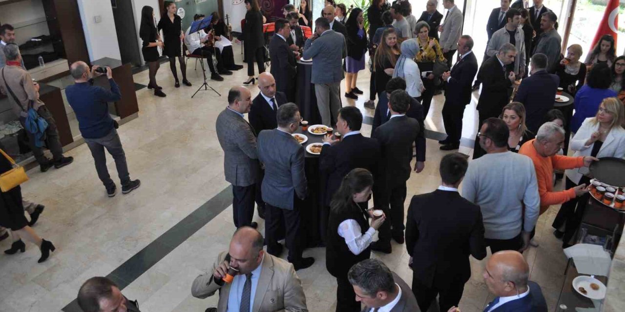 Eskişehir’de ’turizm Haftası Açılış Töreni’ Düzenlendi