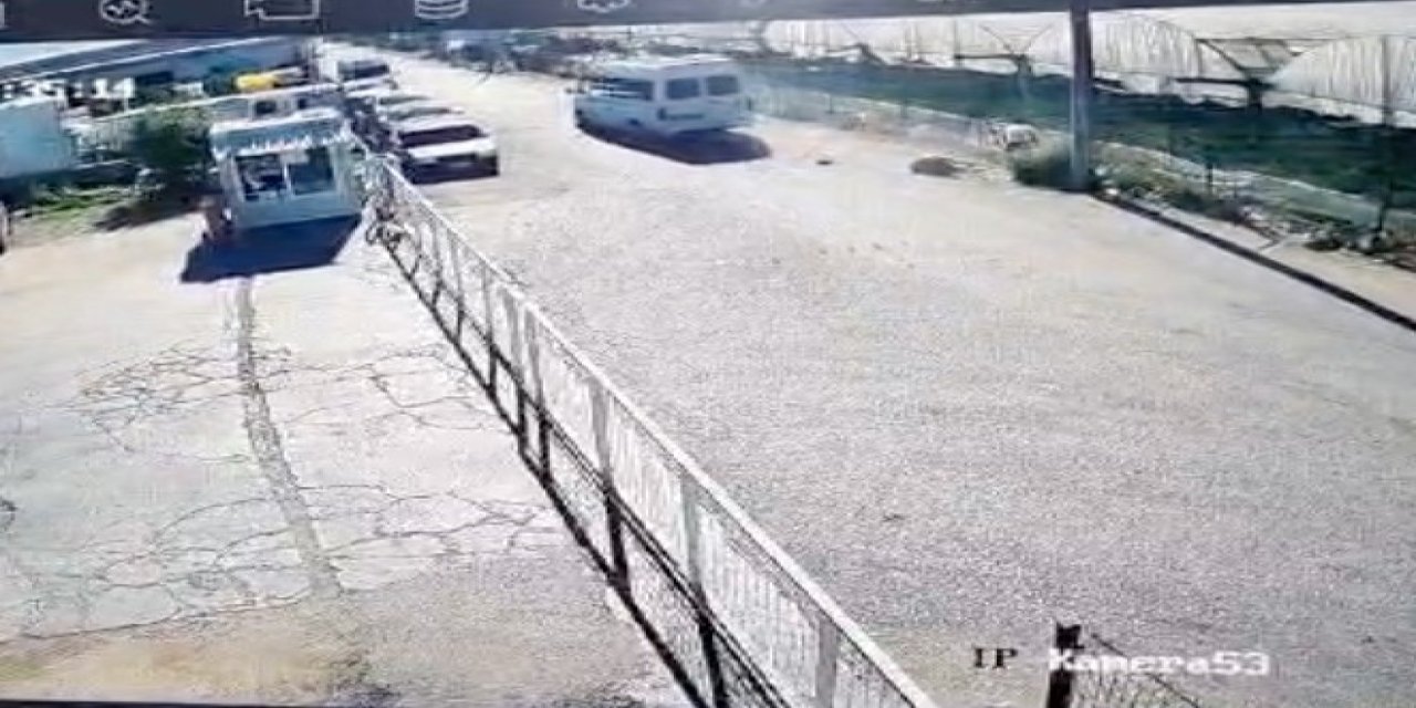 Minibüsüyle Ezip Öldürdü, O Anlar Kameraya Yansıdı