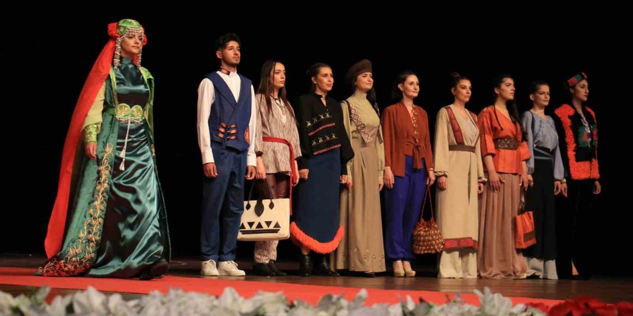 Mersin Turizm Fuarı Başladı