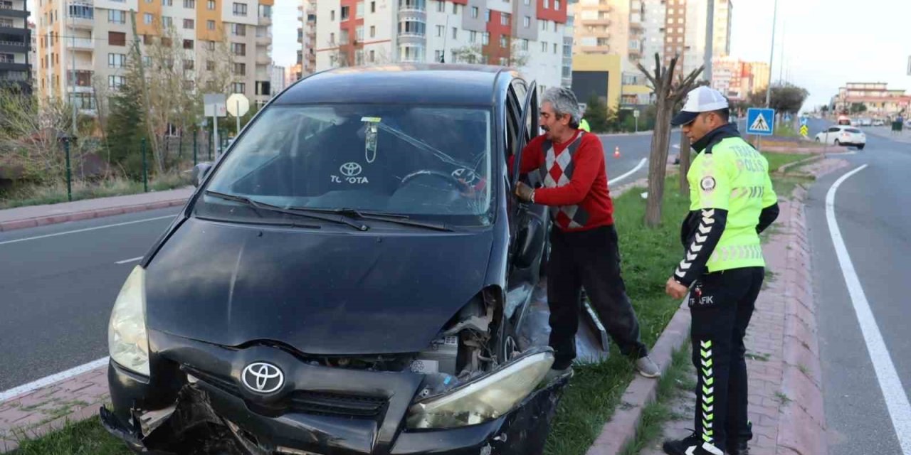 7 Kişinin Yaralandığı Kaza Kamerada