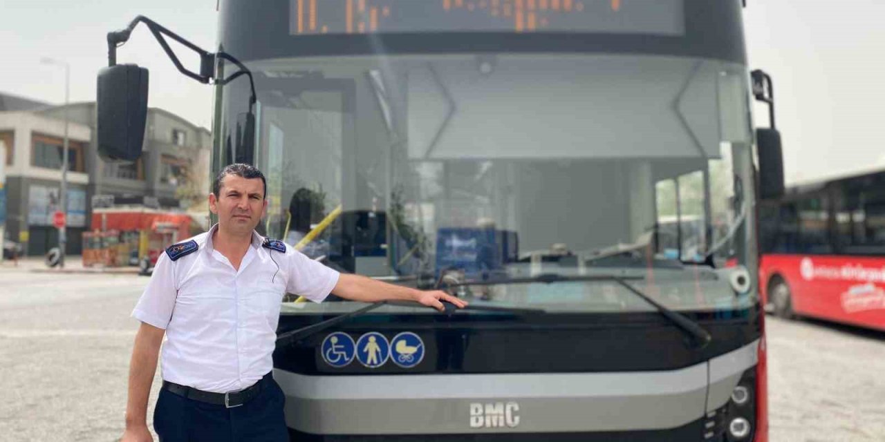 Tır Şoförünün 100 Bin Tl’sini Teslim Eden Halk Otobüsü Şoförü: "helal Paraymış"