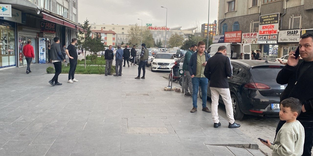 Tokat’taki Deprem Kayseri’yi De Salladı