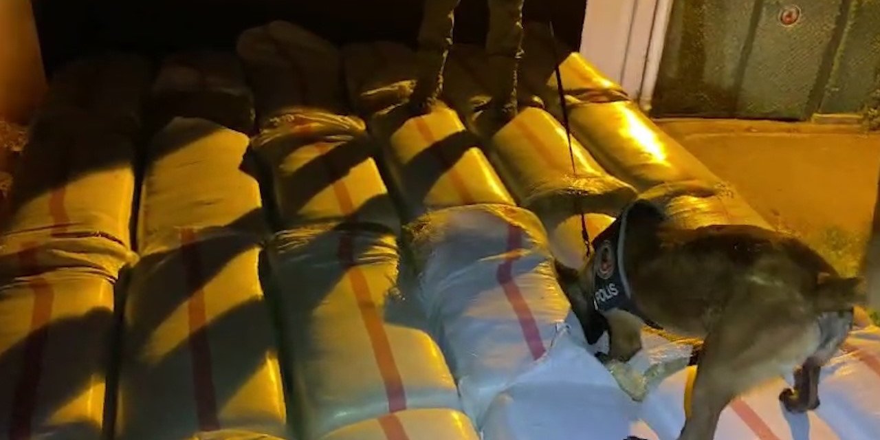 Niğde’de 18 Kilo 240 Gram Esrar Ele Geçirildi: 2 Gözaltı