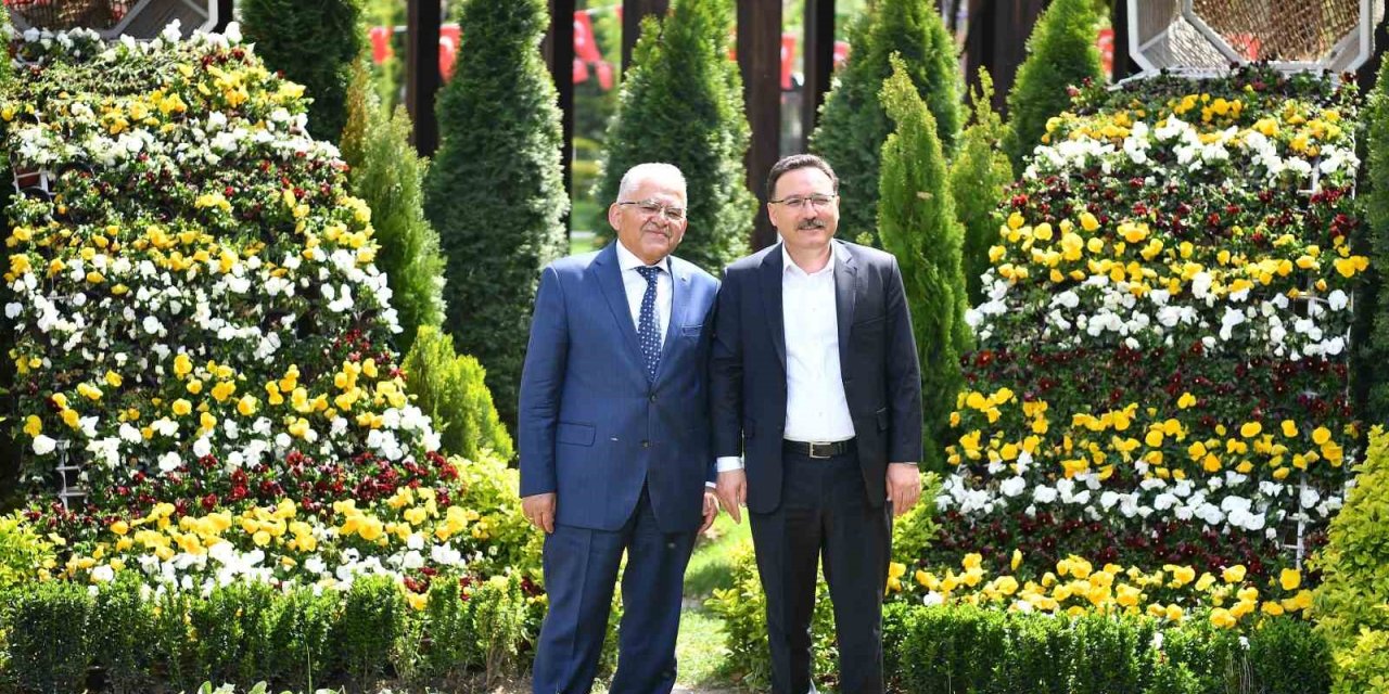 Vali Çiçek’ten Başkan Büyükkılıç’a ’hayırlı Olsun’ Ziyareti