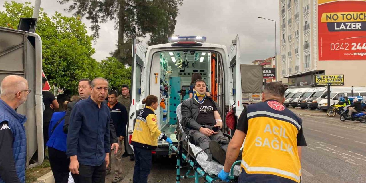 Antalya’da Otel Servis Aracı Devrildi: 19 Yaralı