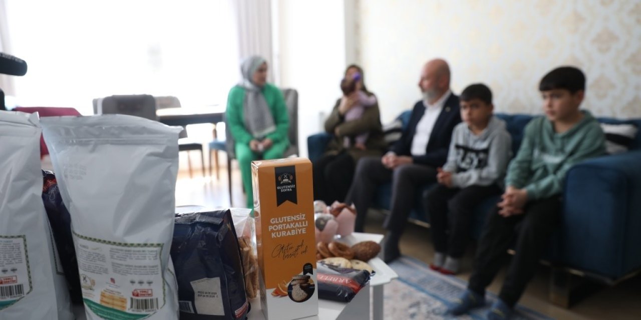 Kocasinan’dan Her Ay 225 Çölyaklıya Gıda Paketi