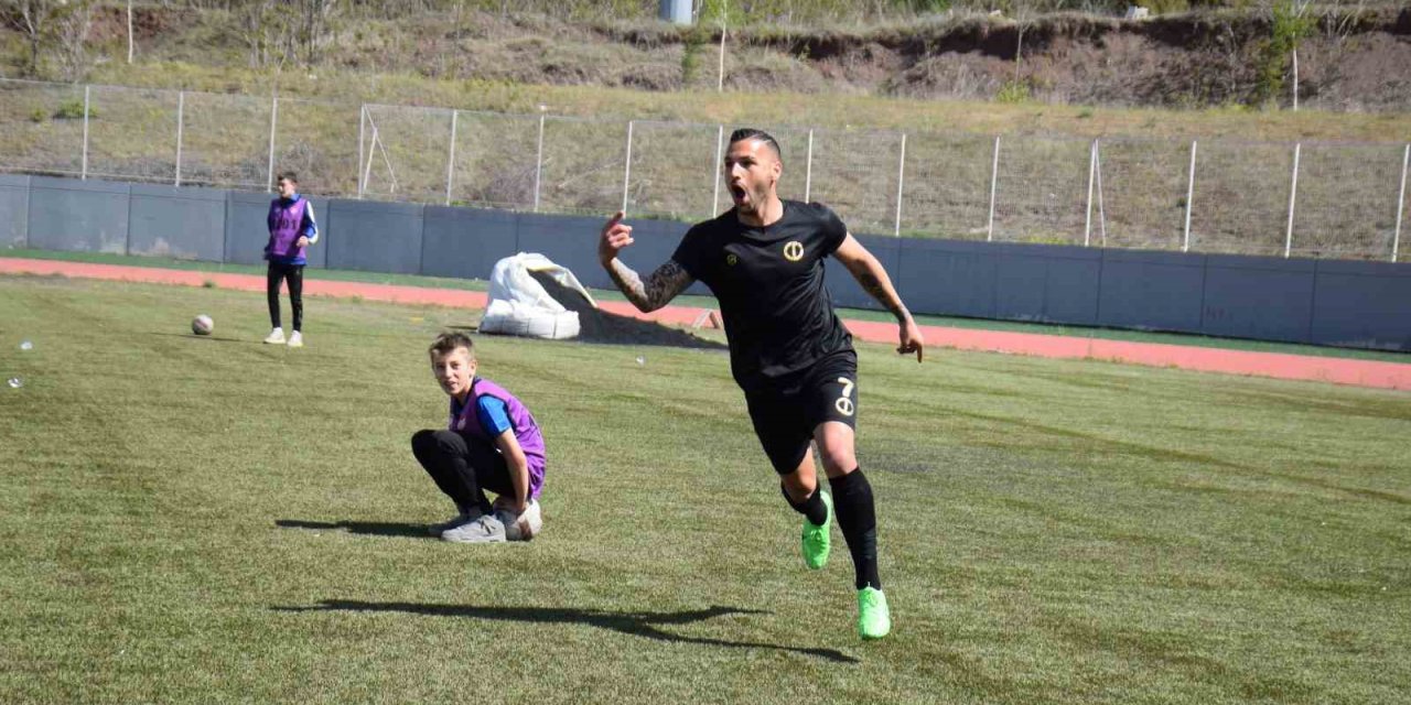 Anadolu Üniversitesi Spor Kulübü 3 Puanı 3 Golle Aldı