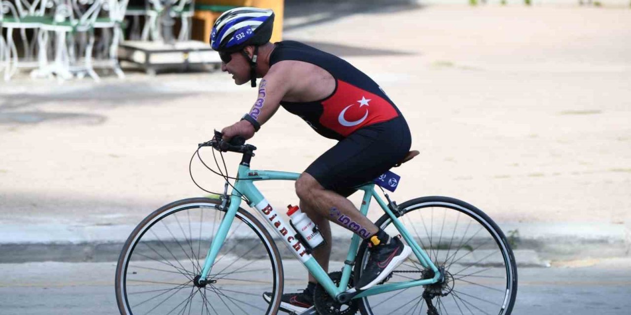 Dünya Paratriatlon Kupası’nda Tarih Yazıldı