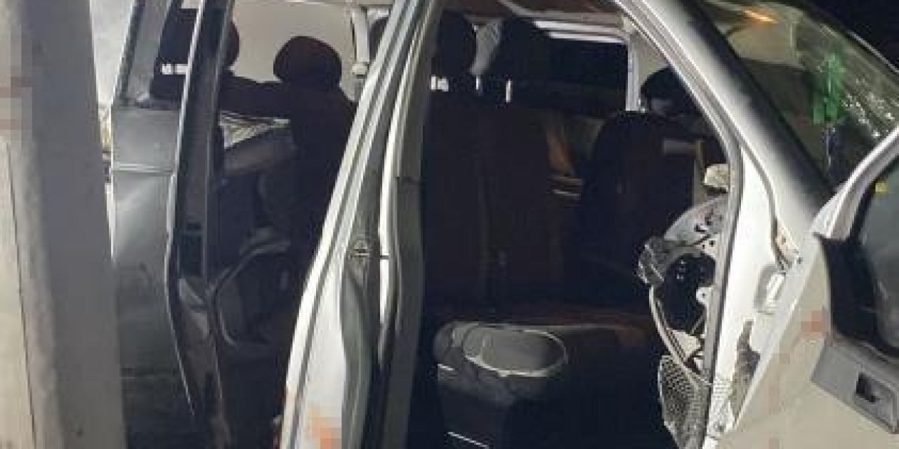 Mersin’de Trafik Kazası: 2 Ölü, 3 Yaralı