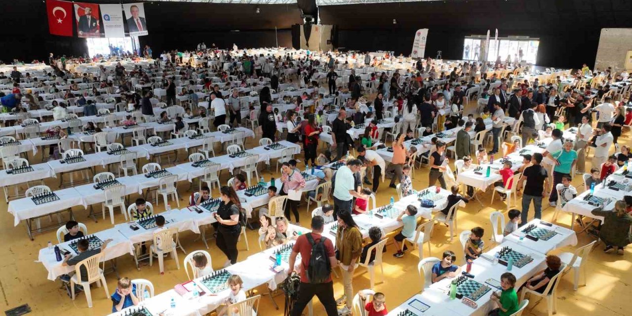 23 Nisan Satranç Turnuvası Sona Erdi