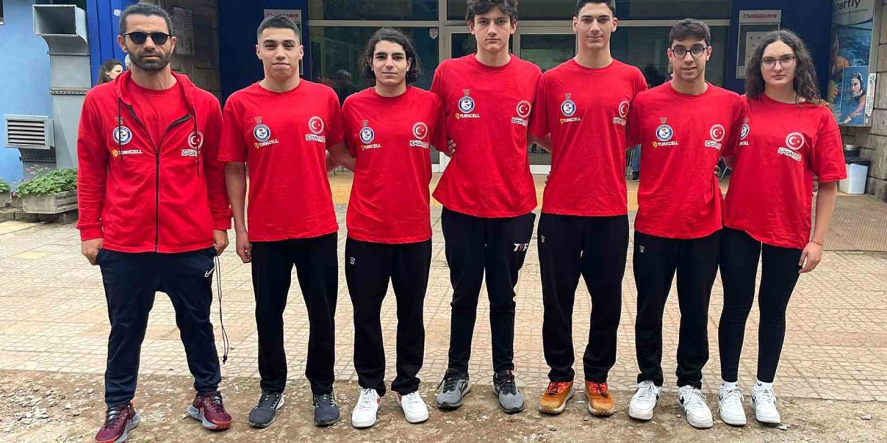 Antalyasporlu Kulaçlardan 3’er Madalya