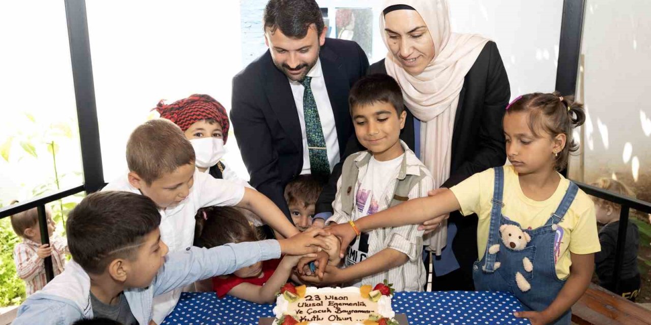 Mersin’de Onkoloji Tedavisi Gören Çocuklar İçin 23 Nisan Etkinliği Düzenlendi