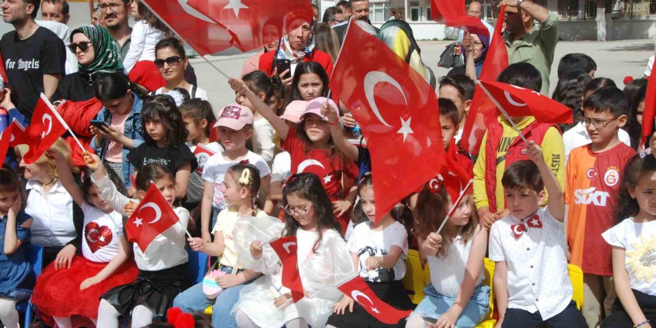 Akşehir’de 23 Nisan Coşkusu