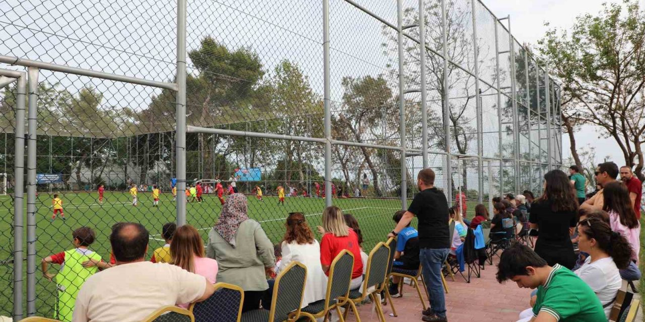 23 Nisan Futbol Turnuvası Heyecan Kattı
