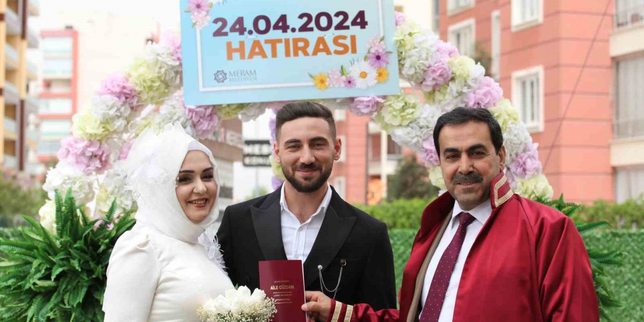 Evlenen Çiftlerin Tercihi: 24.04.2024