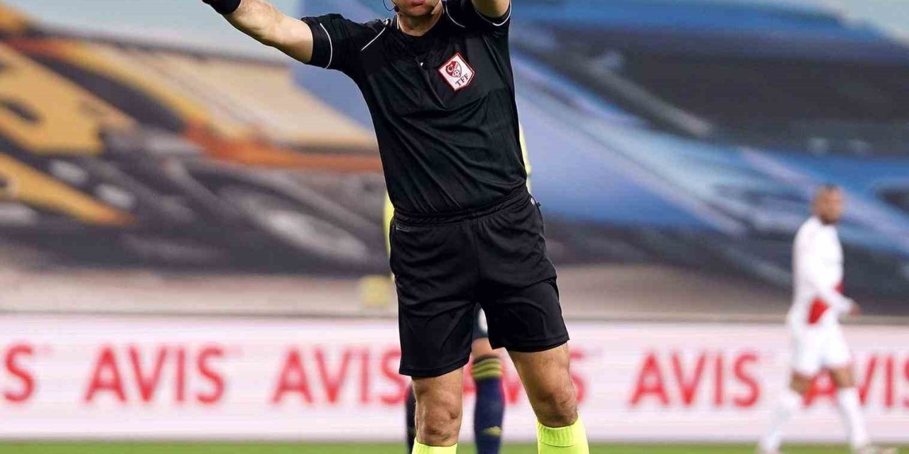 Pendikspor - Kayserispor Maçını Ümit Öztürk Yönetecek