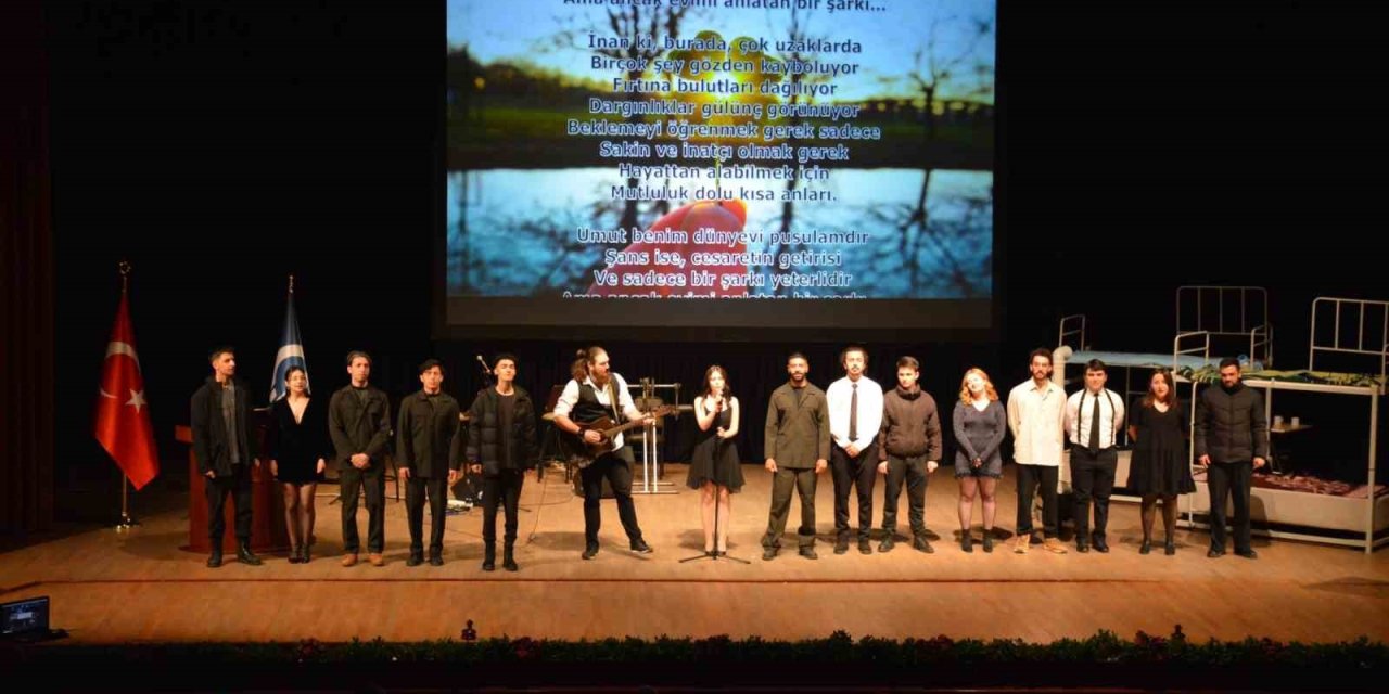 ’rus Dili, Edebiyatı Ve Kültürü Iıı. Uluslararası Bilimsel Öğrenci Sempozyumu’ Akm’de Başladı