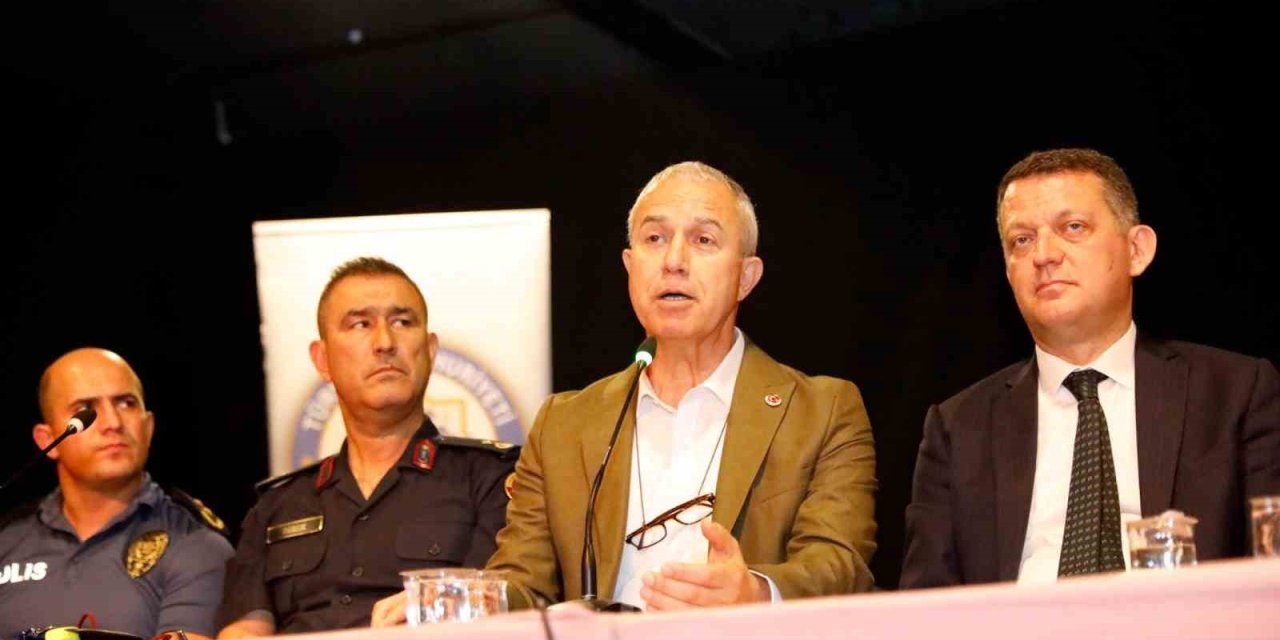 Başkan Özçelik: "2021 Sonrası Yapılara Olur Vermeyin"