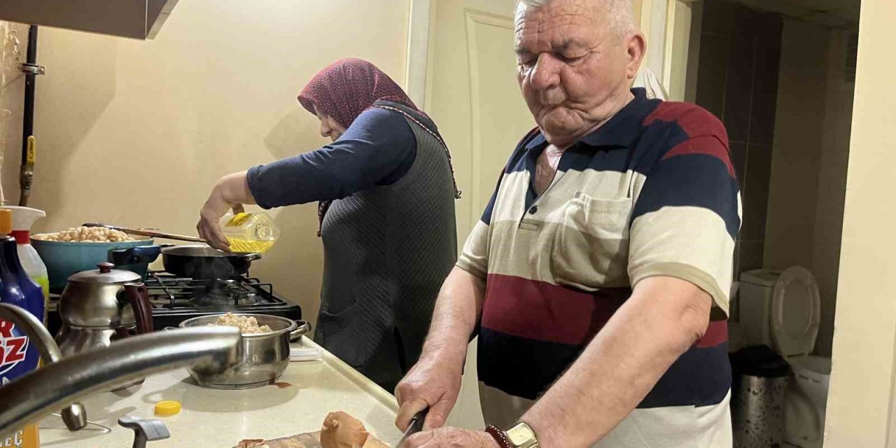 Koca, Karısının Sağ Eli, Karısı Da Eşinin Sol Eli Oldu