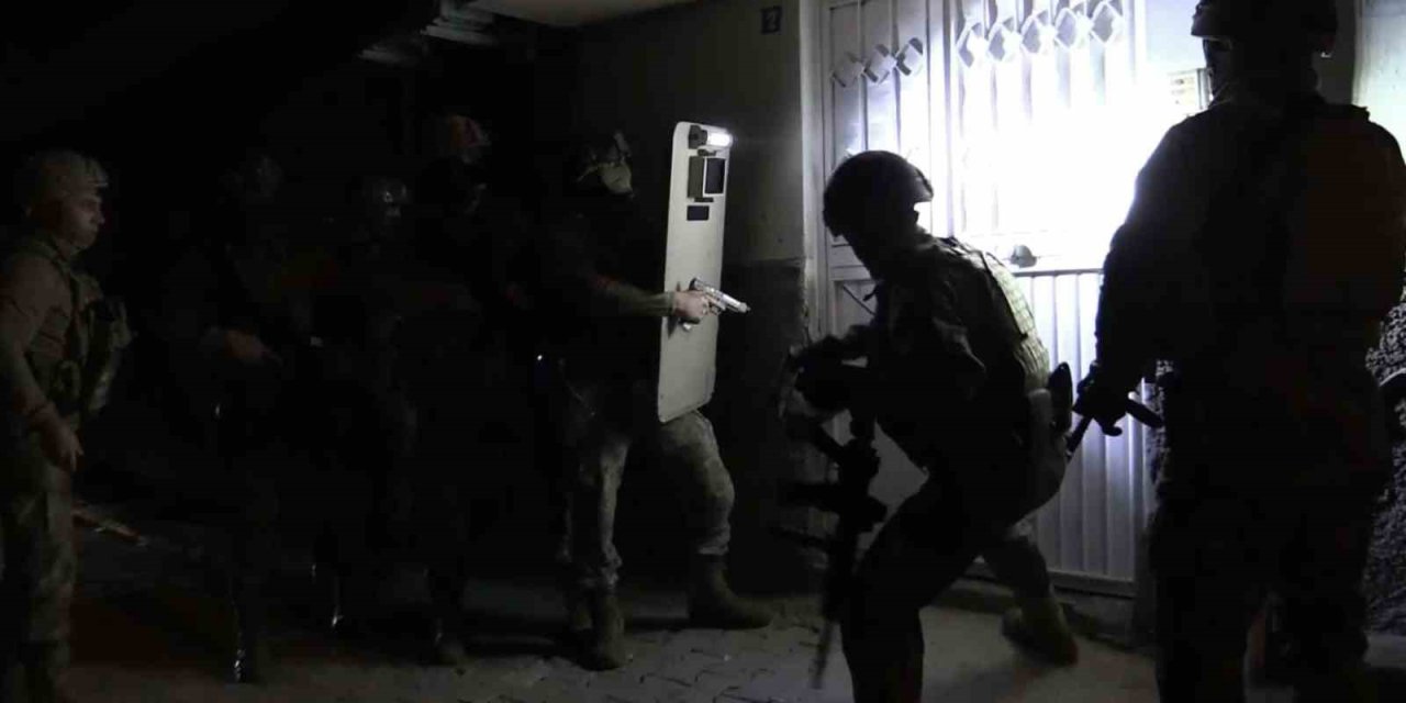 Mersin’de Deaş Operasyonu: 3 Gözaltı