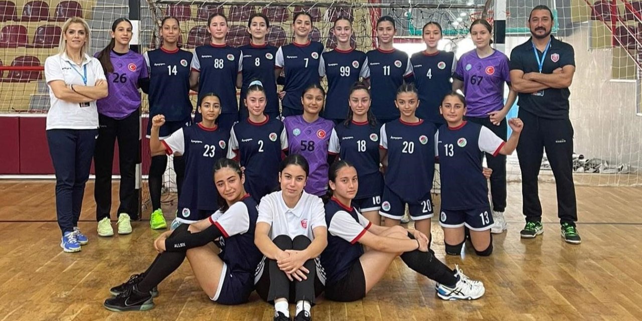 Kepez’in Hentbolcuları Durdurulamıyor