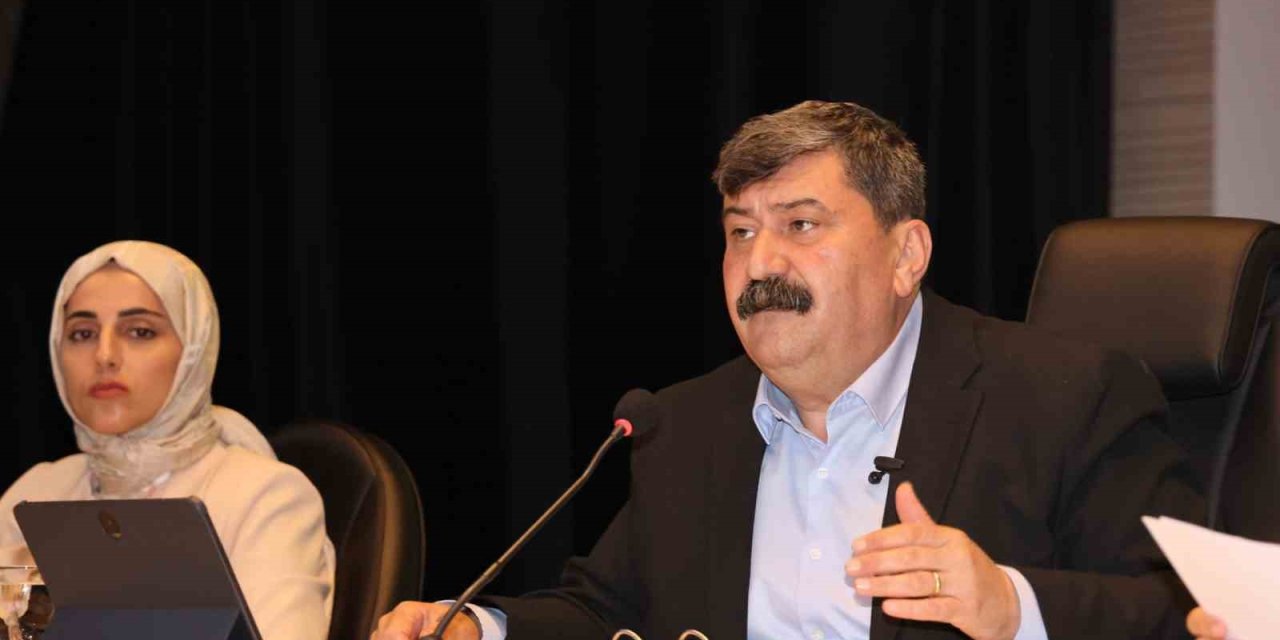 Başkan Yıldız: "12 Yıldır İşe Gelmeden, Çalıştığı Birimi Bilmeden Maaş Alan Personeller Tespit Ettik"