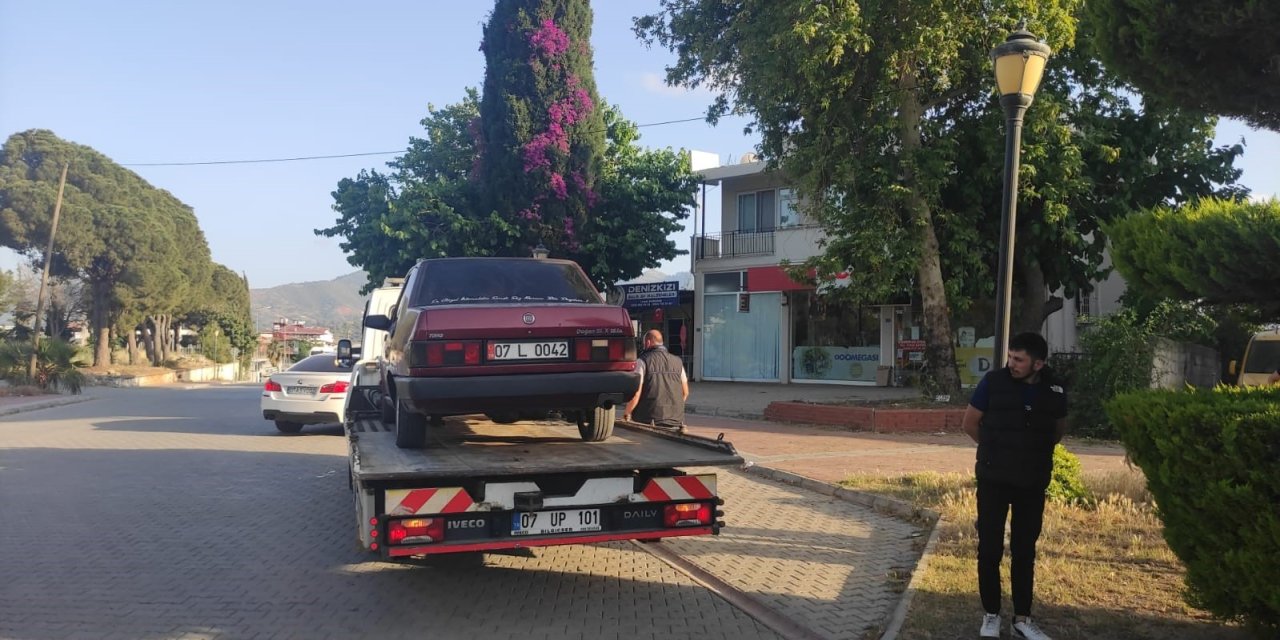 Ses Sistemi, Cam Filmi Ve Abartı Egzoz Tespit Edilen Otomobilin Sürücüsüne 14 Bin 500 Tl Ceza