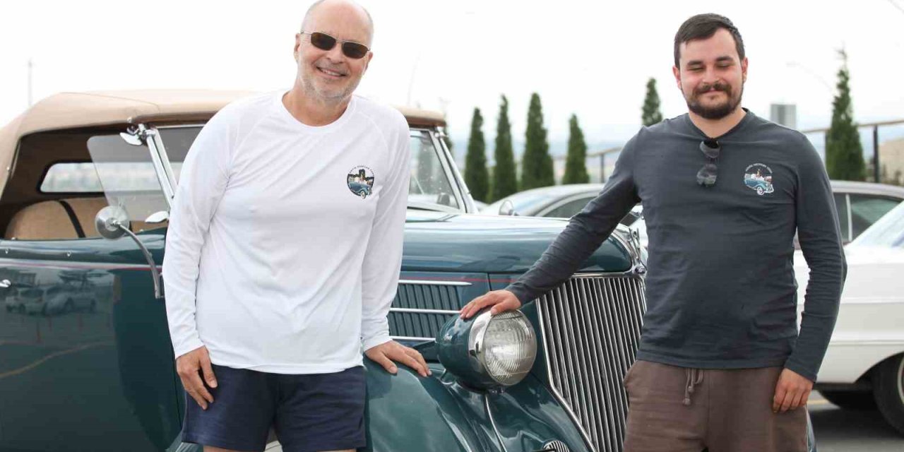 Antika Otomobili İle Antik Şehirler Turunda