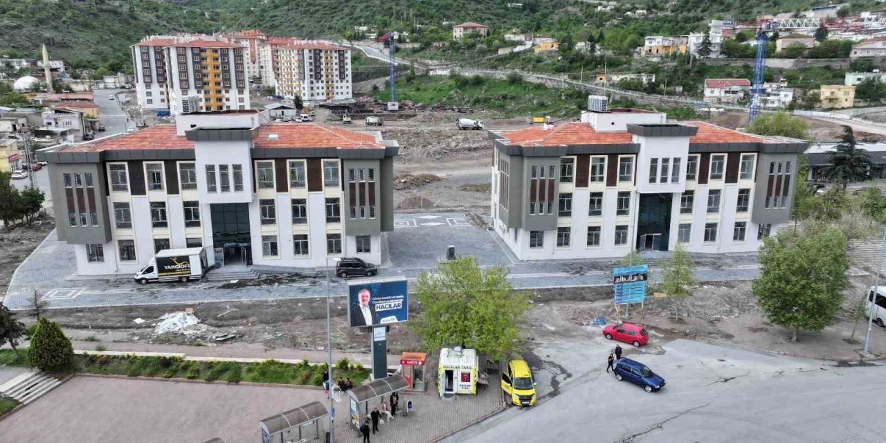 Özdoğan; Yeni Hizmet Binasını İnceledi