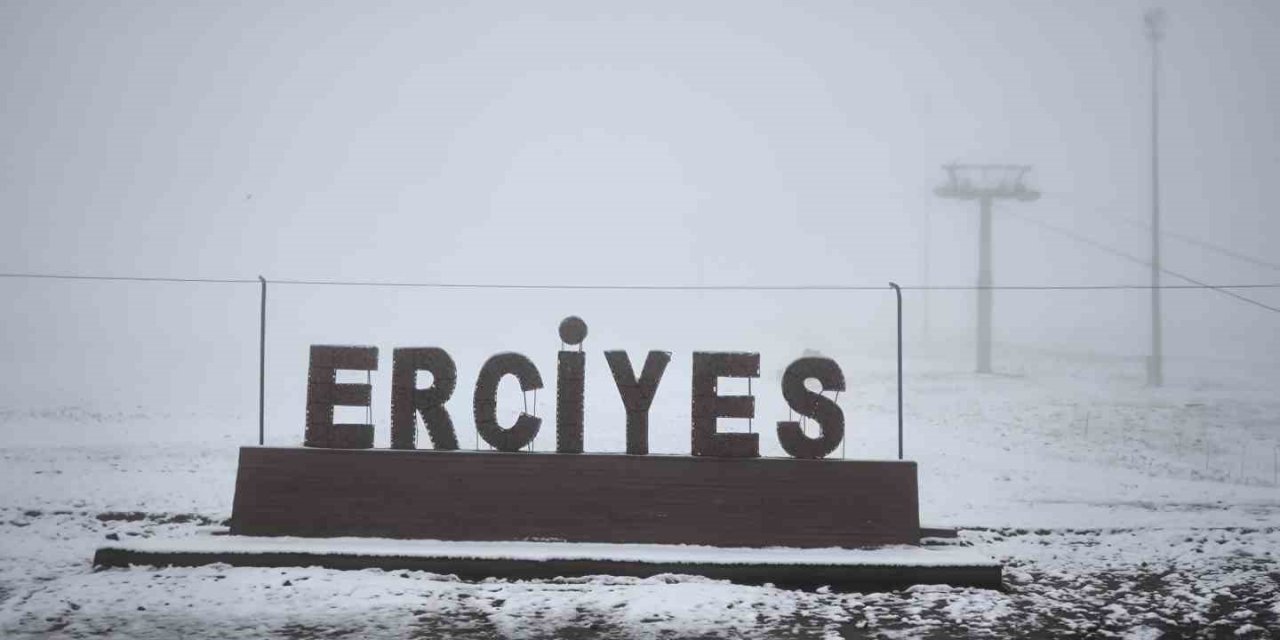 Erciyes’e Mayıs Ayında Kar Yağdı