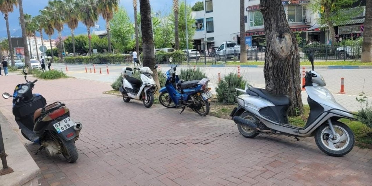 Yaya Önceliği Olan Yerlerde Araç Kullananlara 37 Bin Tl Ceza