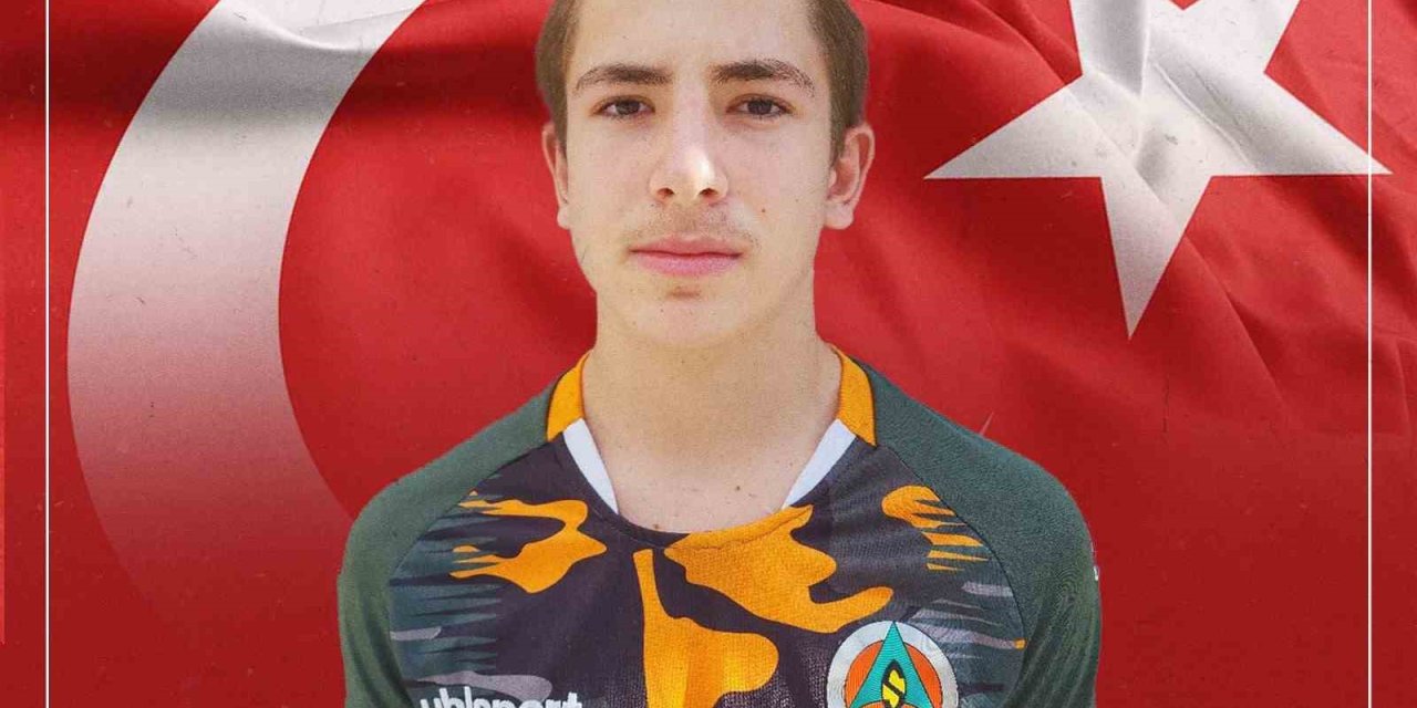Alanyasporlu Futbolcuya Milli Takım Daveti
