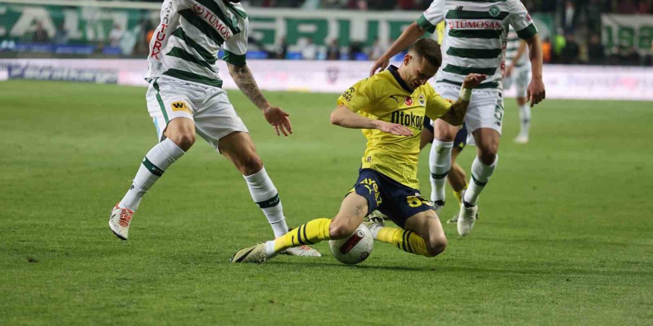 Trendyol Süper Lig: Konyaspor: 0 - Fenerbahçe: 0 (ilk Yarı)