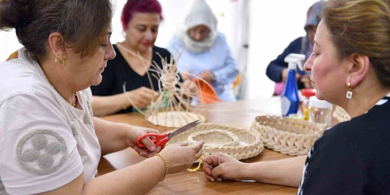 Engelsiz Yaşam Merkezi’nden Hem Çocuklar, Hem De Aileleri Faydalanıyor