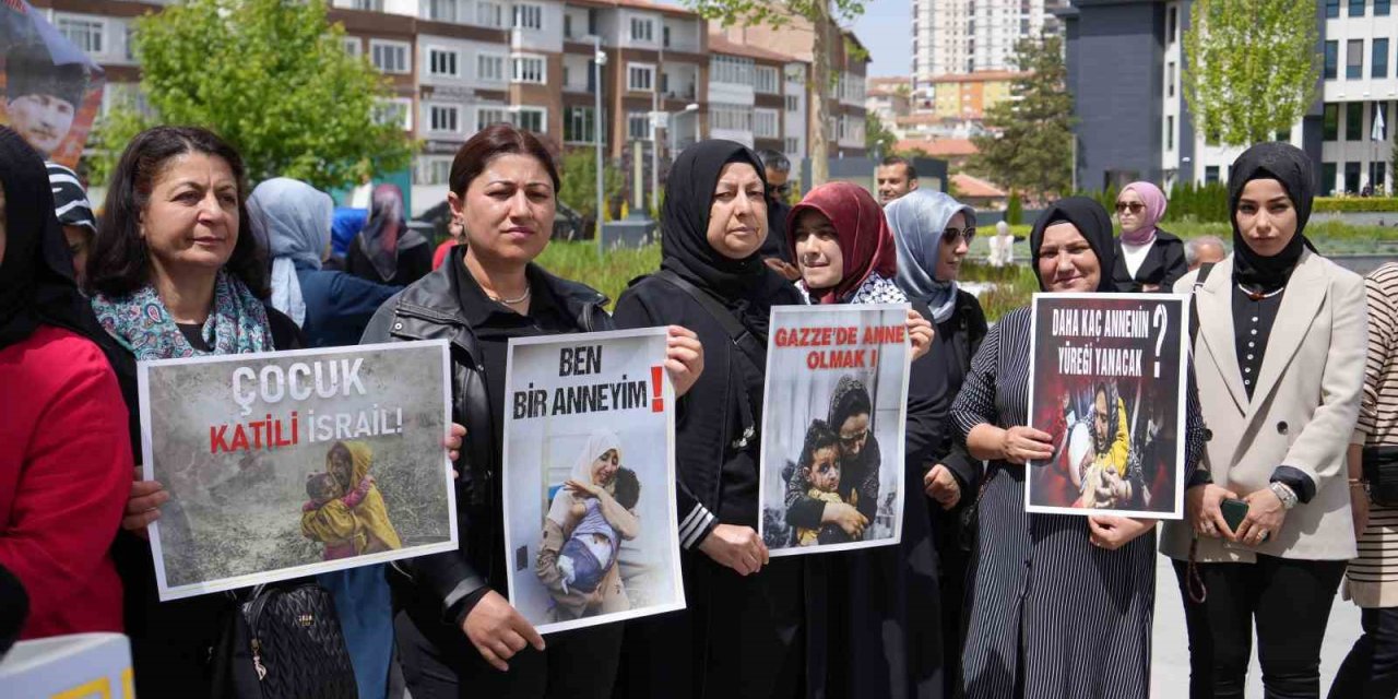 Niğde’de Ak Partili Kadınlar Gazze Anneleri İçin Bir Araya Geldi