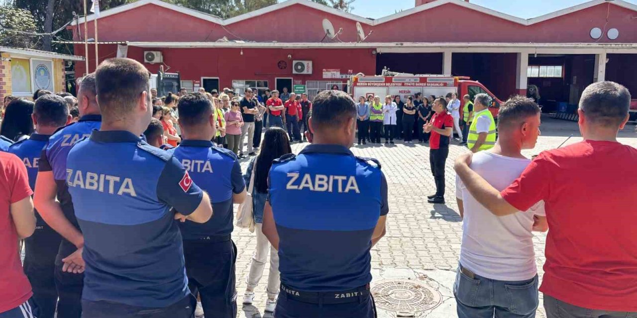 Tarsus Belediye Personeli Yangın Tatbikatına Katıldı