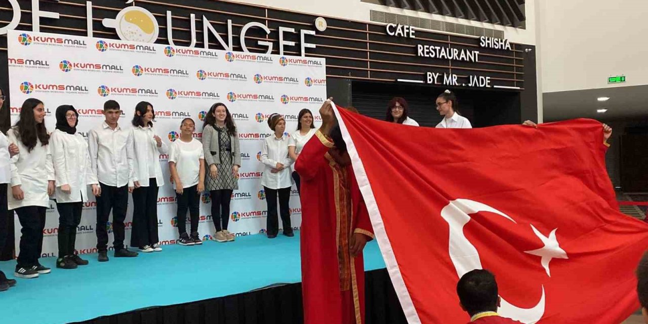 Kumsmall’da ‘engelsiz Kutlama’